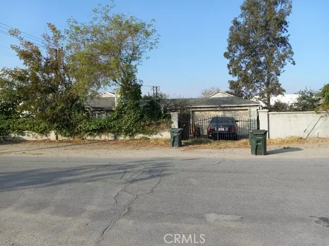 11033 Poplar Avenue, Fontana, CA 92337