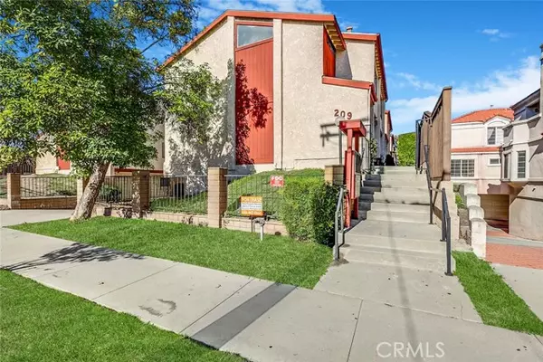 Alhambra, CA 91801,209 Palmetto Drive #3