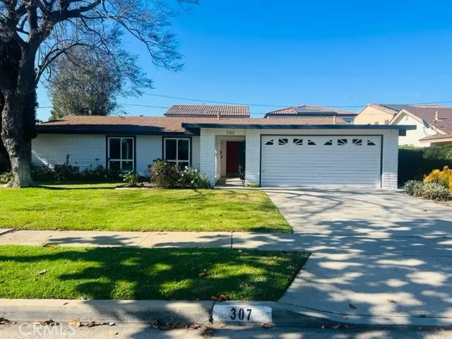 Placentia, CA 92870,307 Fairway Lane