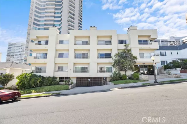 Los Angeles, CA 90024,10475 Ashton Avenue #301