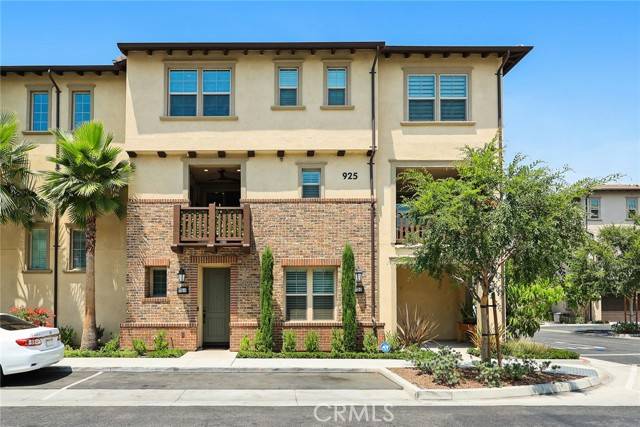 925 Clementine Court #C, Azusa, CA 91702