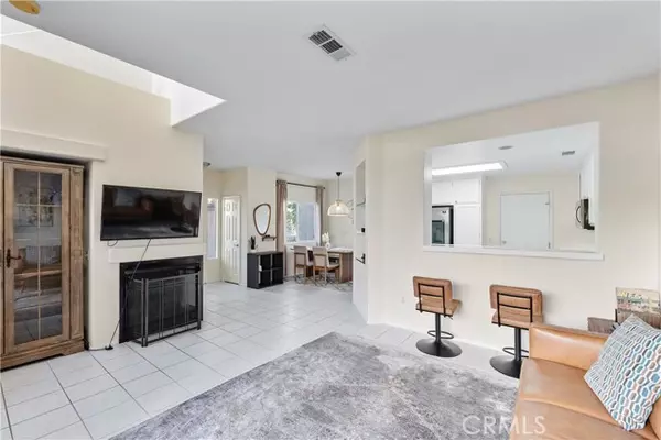 Canyon Country (santa Clarita), CA 91387,28979 Oak Spring Canyon Road #16