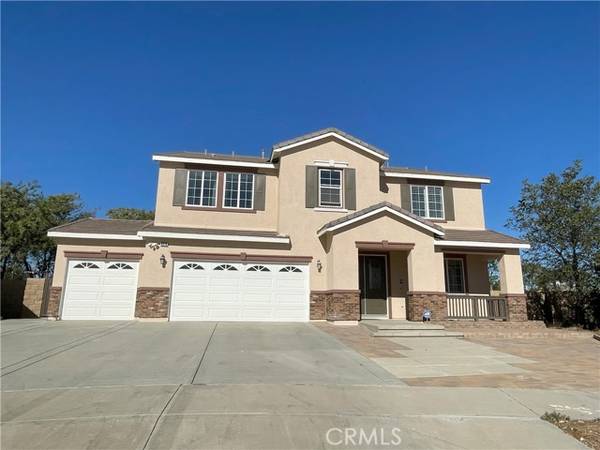 6816 Cleveland Bay Court, Eastvale, CA 92880