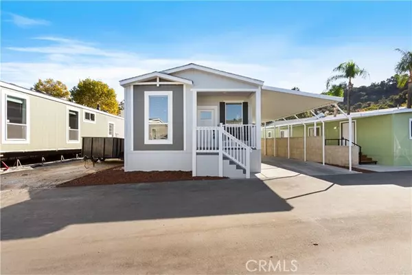 732 E Route 66 #12, Glendora, CA 91740