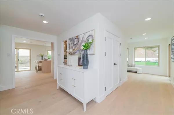 Rancho Palos Verdes, CA 90275,30036 Via Borica