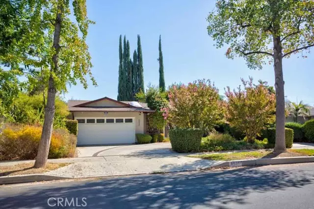 6626 Moorcroft Avenue, Woodland Hills (los Angeles), CA 91303