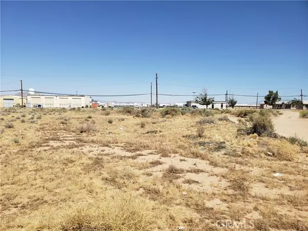 Adelanto, CA 92301,17898 Adelanto Rd