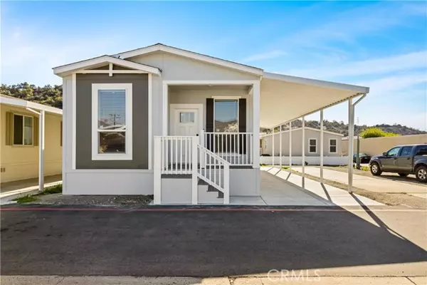 732 E Route 66 #23,  Glendora,  CA 91740