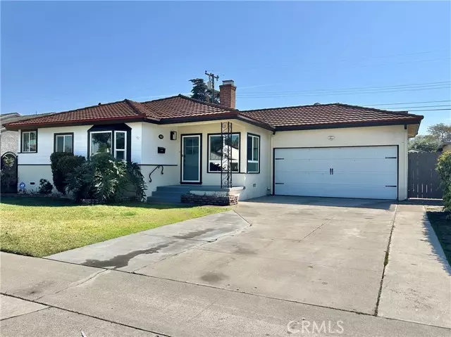 Fullerton, CA 92832,454 W Hill Avenue