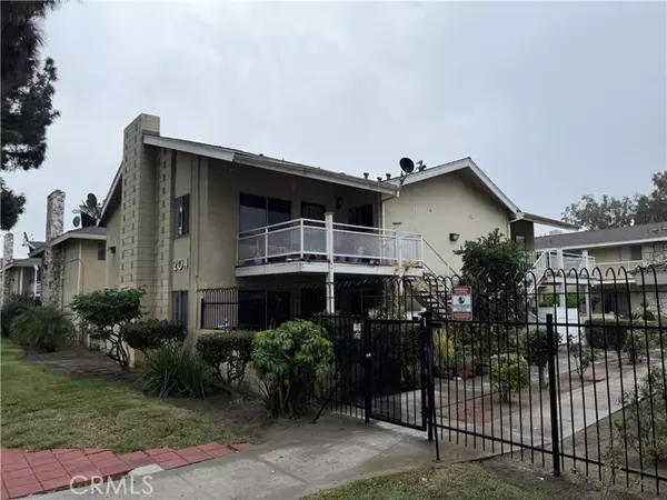 Anaheim, CA 92805,204 East Clifton Avenue