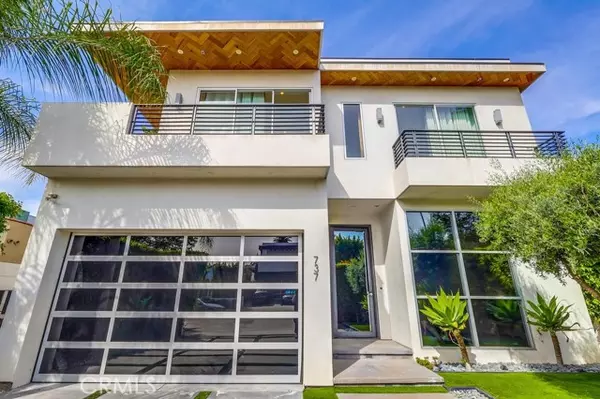 Los Angeles, CA 90038,737 N Cherokee Avenue