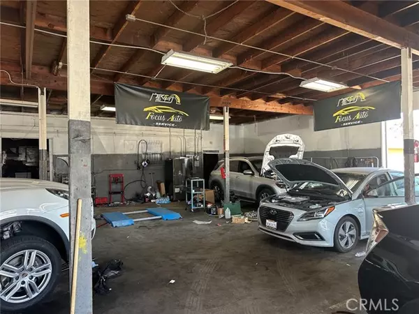 El Monte, CA 91733,11203 Garvey Avenue