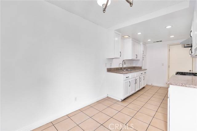 El Monte, CA 91732,4003 Penn Mar Avenue #6