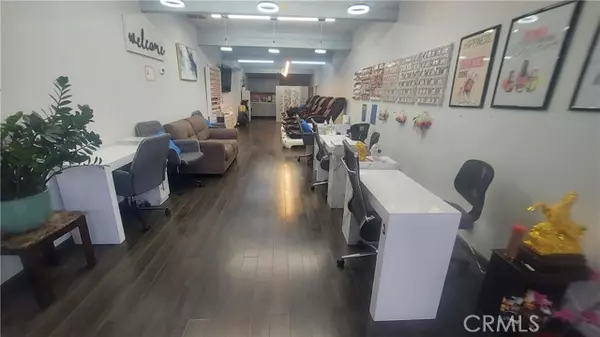 Sierra Madre, CA 91024,370 W Sierra Madre Boulevard