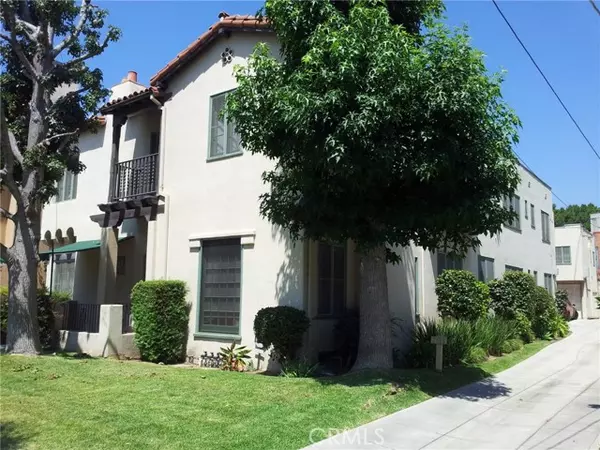 697 Mira Monte Place, Pasadena, CA 91101