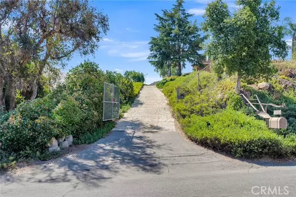 Perris, CA 92570,14302 Descanso Drive