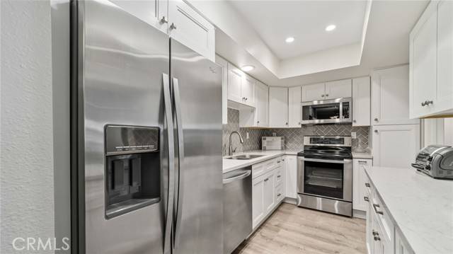 Pasadena, CA 91103,170 N Grand Avenue #103