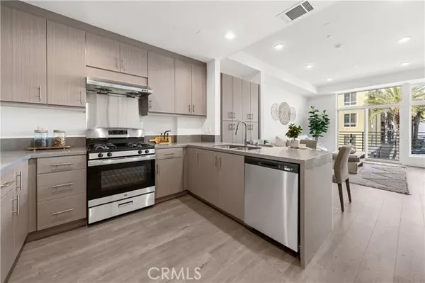 Alhambra, CA 91801,168 S Monterey Street #211