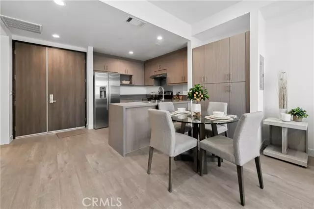 168 S Monterey Street #411, Alhambra, CA 91801