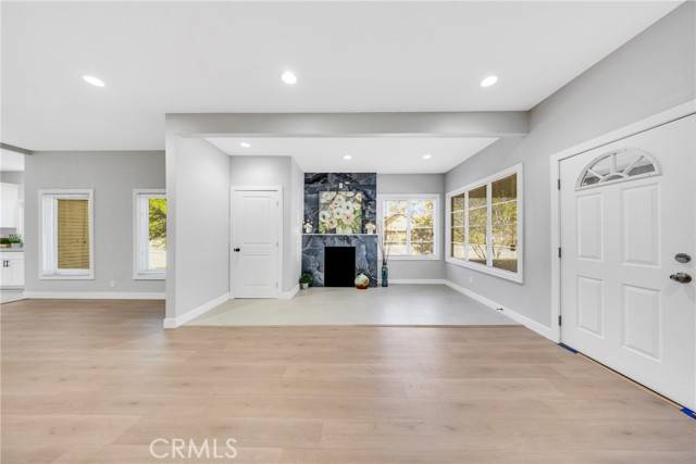 Pomona, CA 91767,404 E Kingsley Avenue