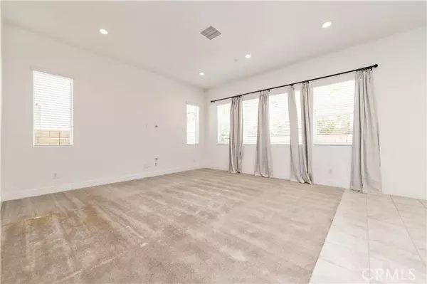 Canyon Country (santa Clarita), CA 91351,19256 Merryweather Drive