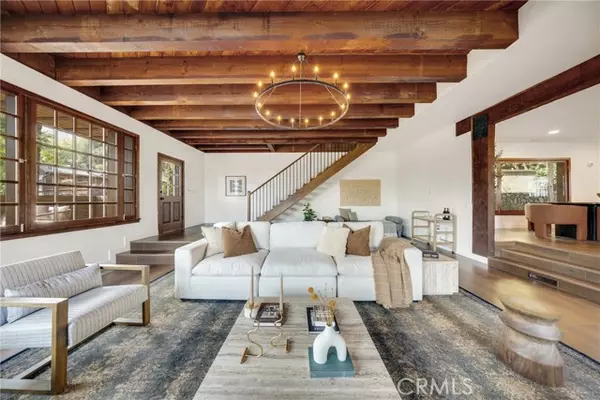 Sierra Madre, CA 91024,561 Alta Vista Drive