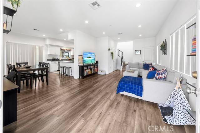 Azusa, CA 91702,418 N Dalton Avenue
