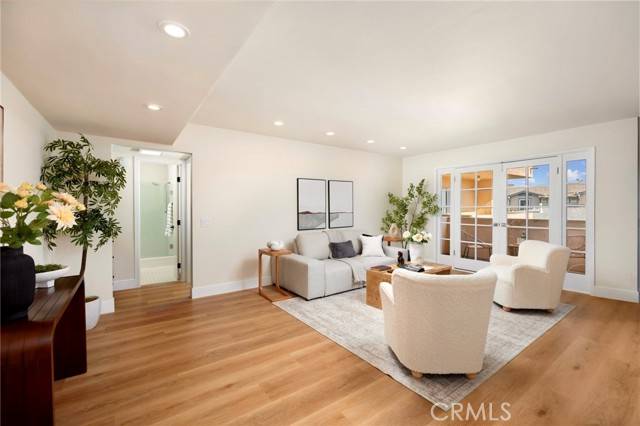 West Hollywood, CA 90069,1010 Palm Avenue #207