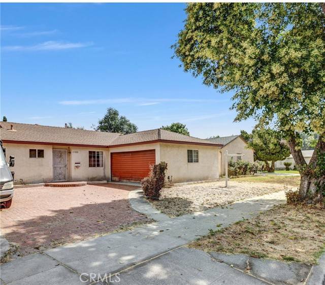17959 Cantara Street, Reseda (los Angeles), CA 91335