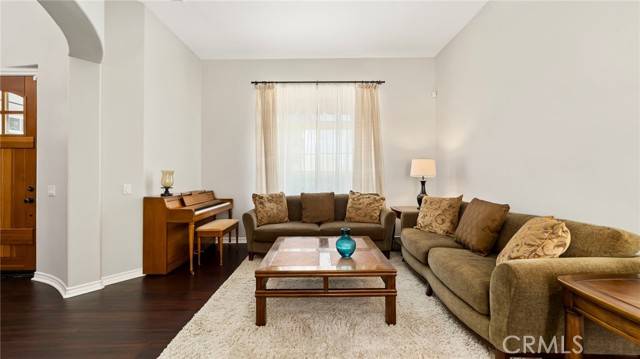 Altadena, CA 91001,637 Chaparral Court