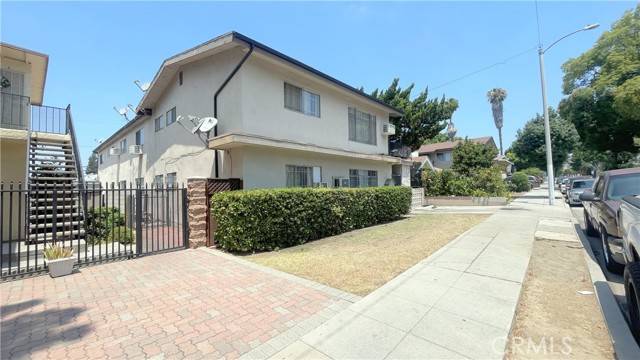 7233 Milton Avenue, Whittier, CA 90602