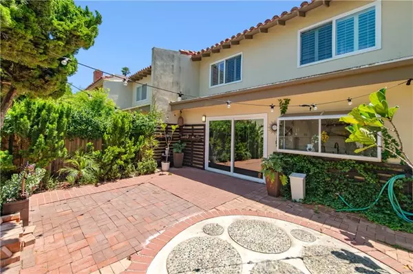 Newport Beach, CA 92660,2214 Vista Hogar