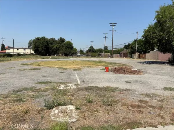 1996 N E Street, San Bernardino, CA 92405