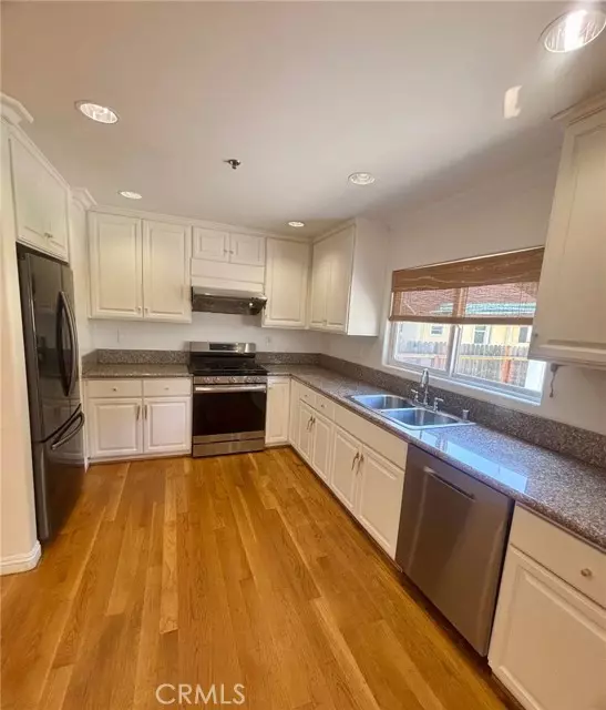 Pasadena, CA 91106,1688 Locust Street