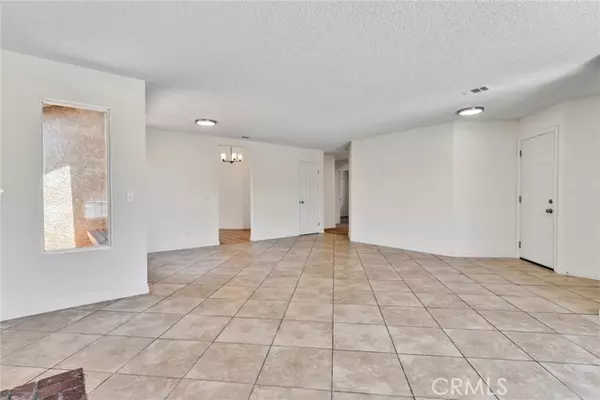 Victorville, CA 92392,13570 Copperstone Drive