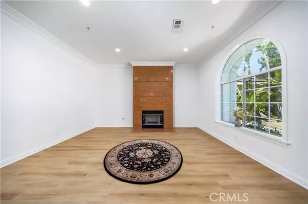 Arcadia, CA 91006,68 E Longden Avenue