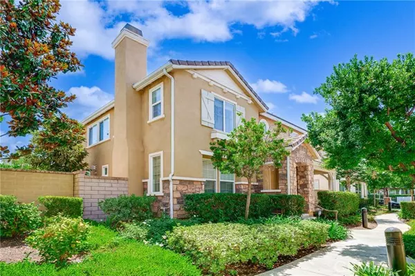 907 N Cornejo Way, Azusa, CA 91702