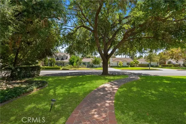 San Marino, CA 91108,2465 Lorain Road