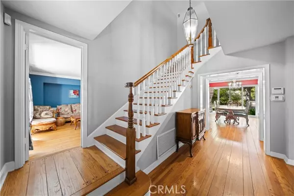 San Marino, CA 91108,2465 Lorain Road