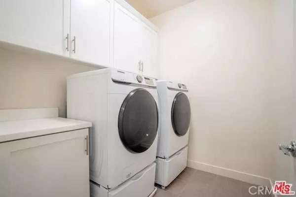 Fullerton, CA 92832,340 VIA AMOR PL