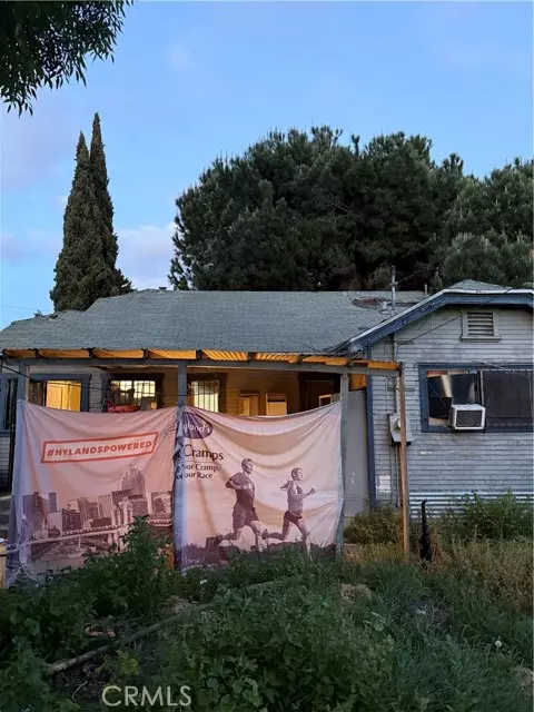 Compton, CA 90221,1609 N Pearl Avenue