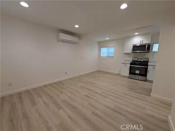 Ontario, CA 91761,200 Phillips St #202