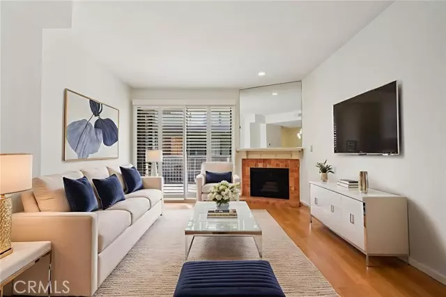 Pasadena, CA 91101,330 Cordova #257