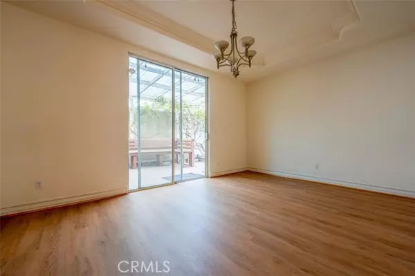 Arcadia, CA 91006,51 E Colorado Boulevard