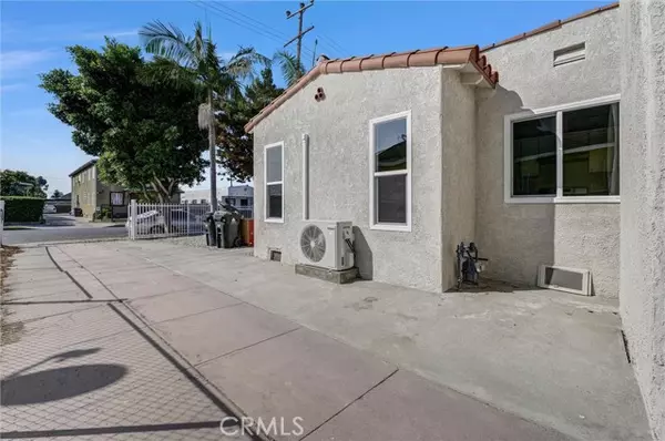 Los Angeles, CA 90011,939 E 55th Street
