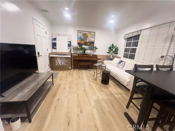 Arcadia, CA 91006,5522 Farna Ave