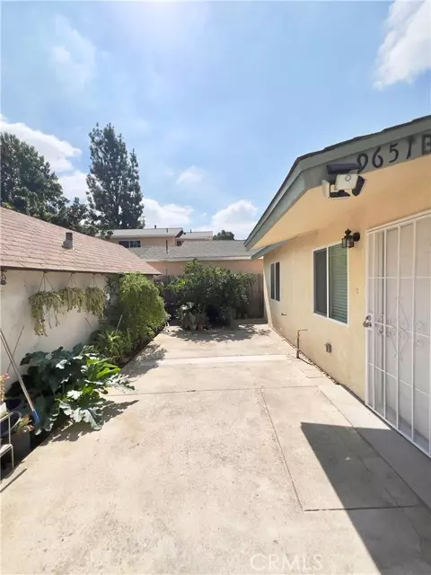 Temple City, CA 91780,9651 Olive #B
