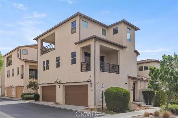 Irvine, CA 92618,185 Frame