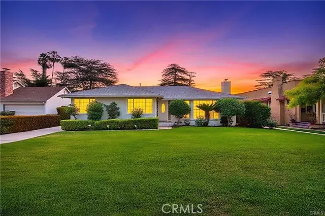 Pasadena, CA 91104,2030 Paloma Street