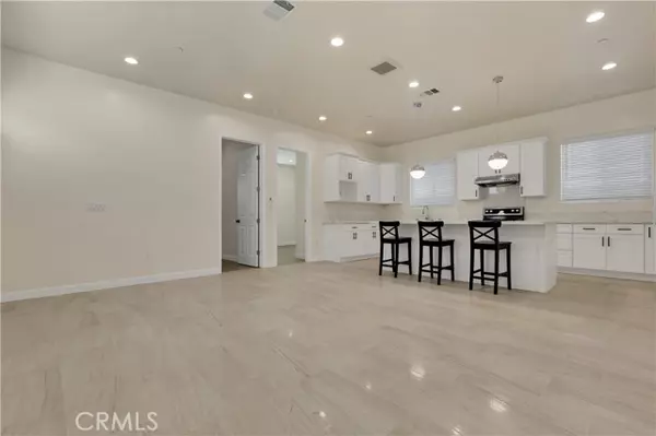 West Covina, CA 91790,1823 W Palm